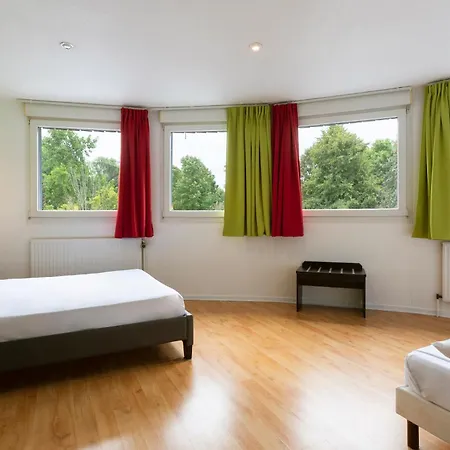 Enzo Hotel 2*